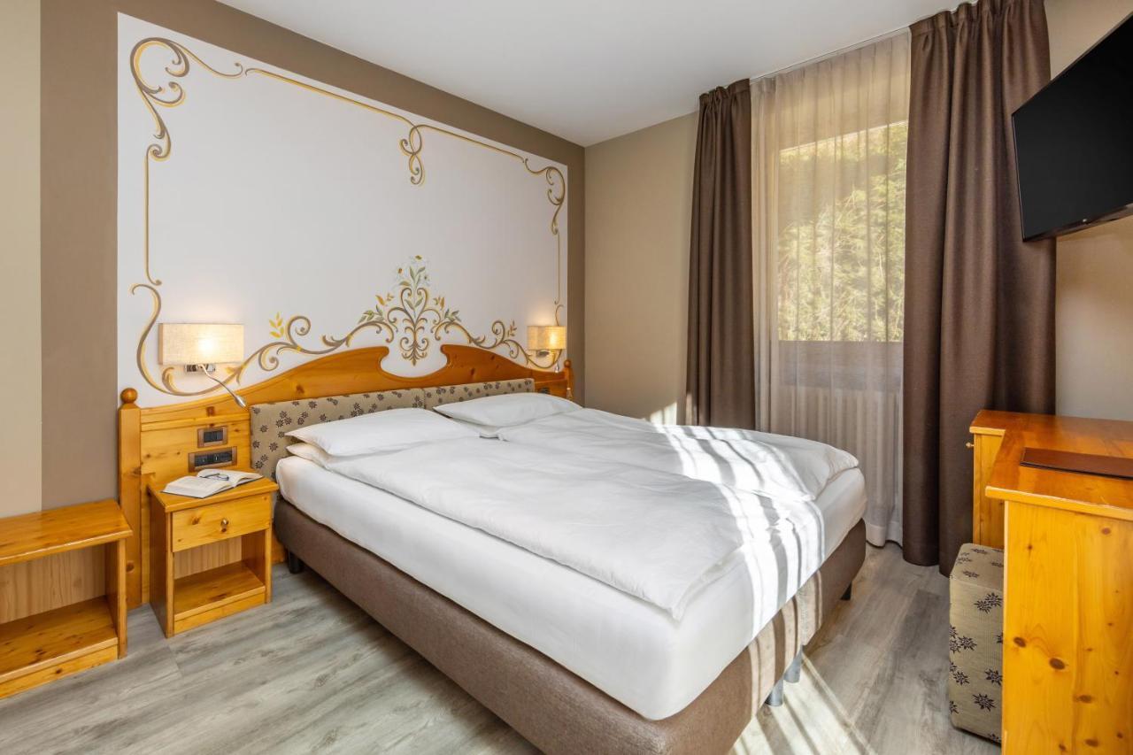 Hotel Vittoria - Ricarica L'Anima Dimaro Extérieur photo