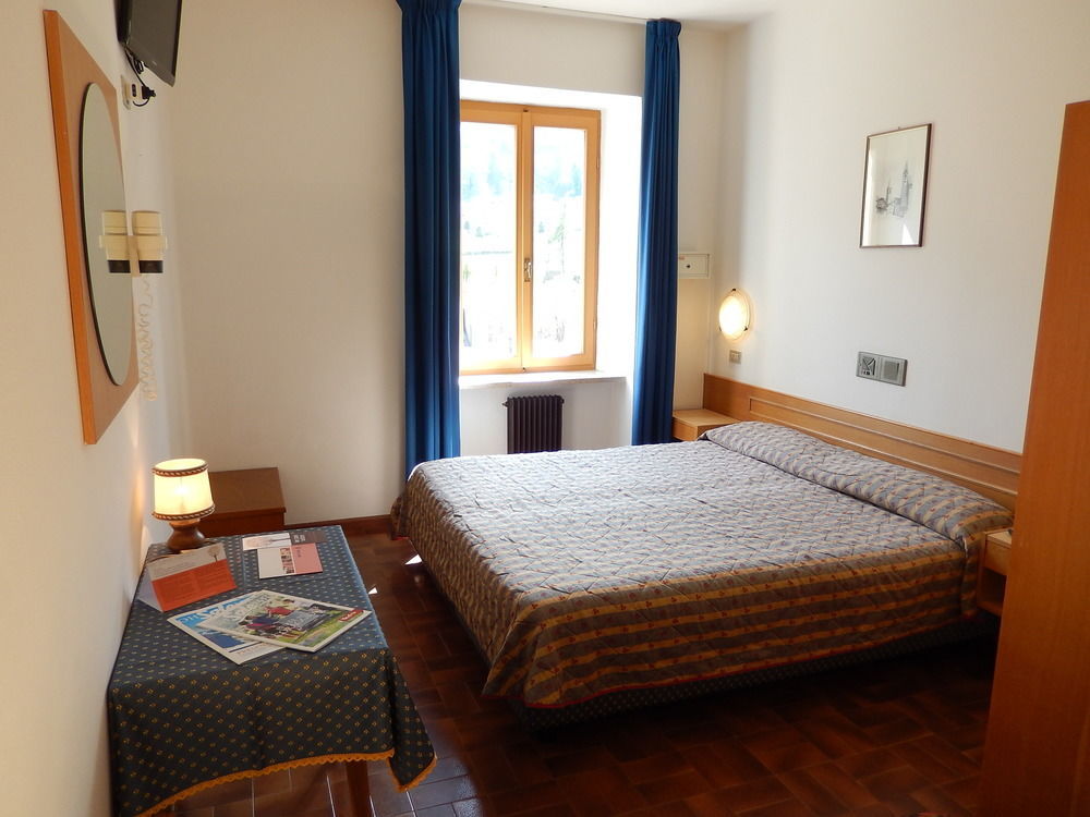 Hotel Vittoria - Ricarica L'Anima Dimaro Extérieur photo