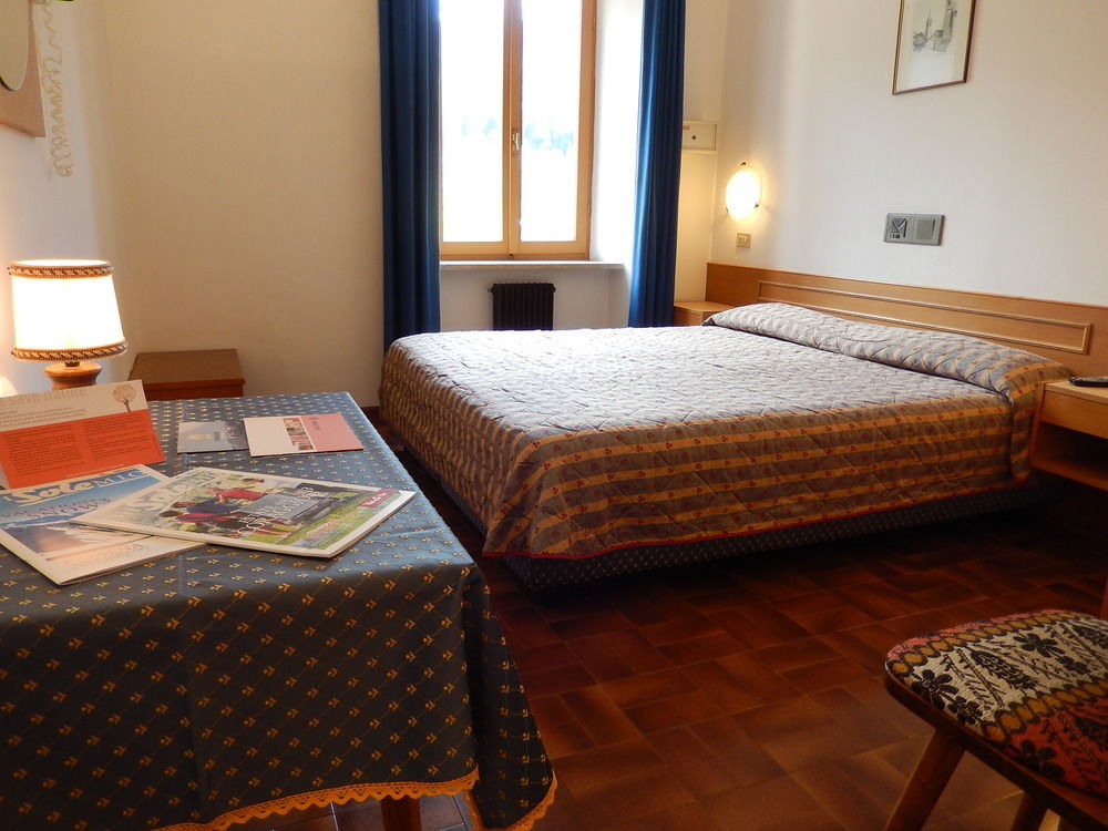 Hotel Vittoria - Ricarica L'Anima Dimaro Extérieur photo